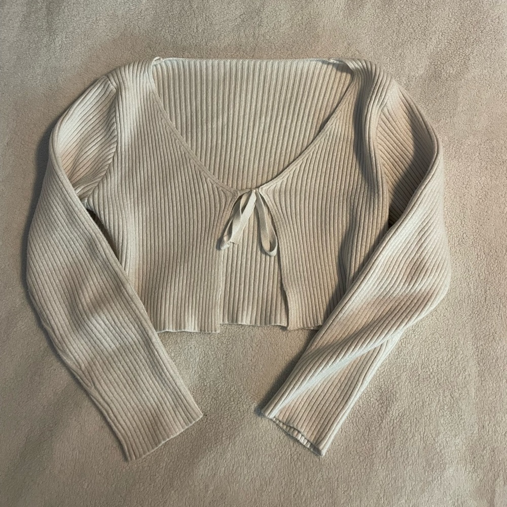 Amazon white cropped sweater